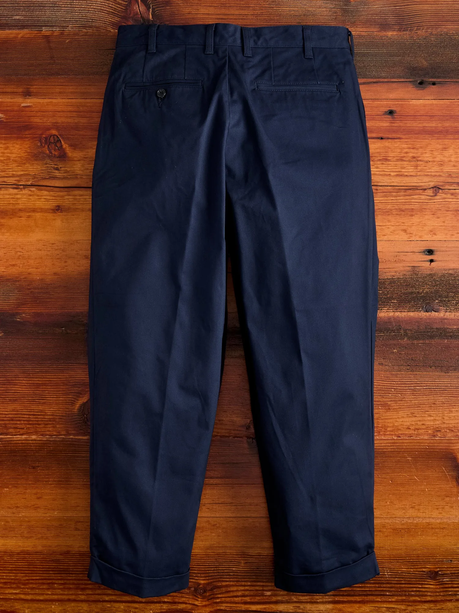 2-Pleat Twill Trousers in Navy