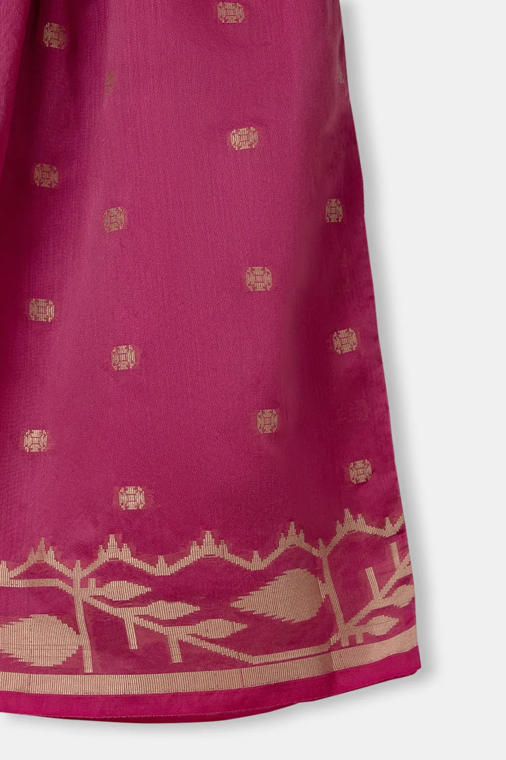 Chittythalli Girls Ethnic Pavadai Set Round Neck With Hand Embroidery Sleevless Top With Box Pleat Skirt  - Pink - PS71