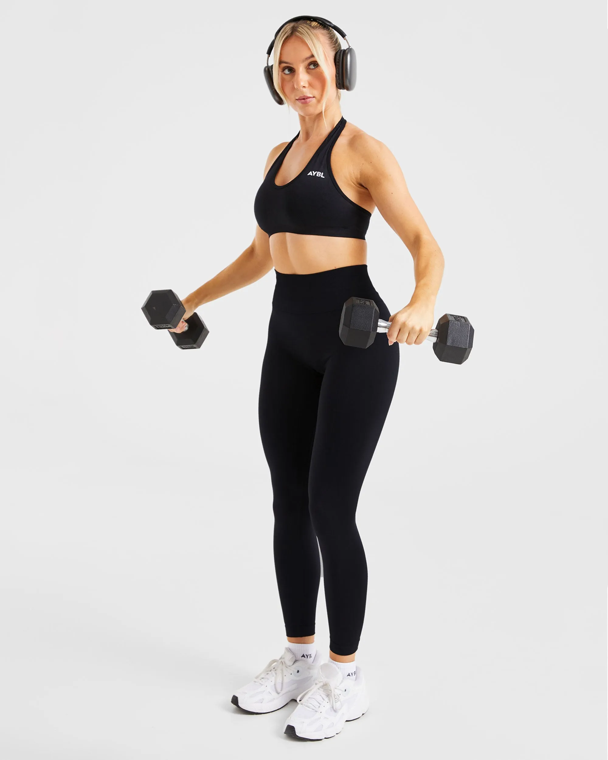 Essential Seamless Halterneck Sports Bra - Black