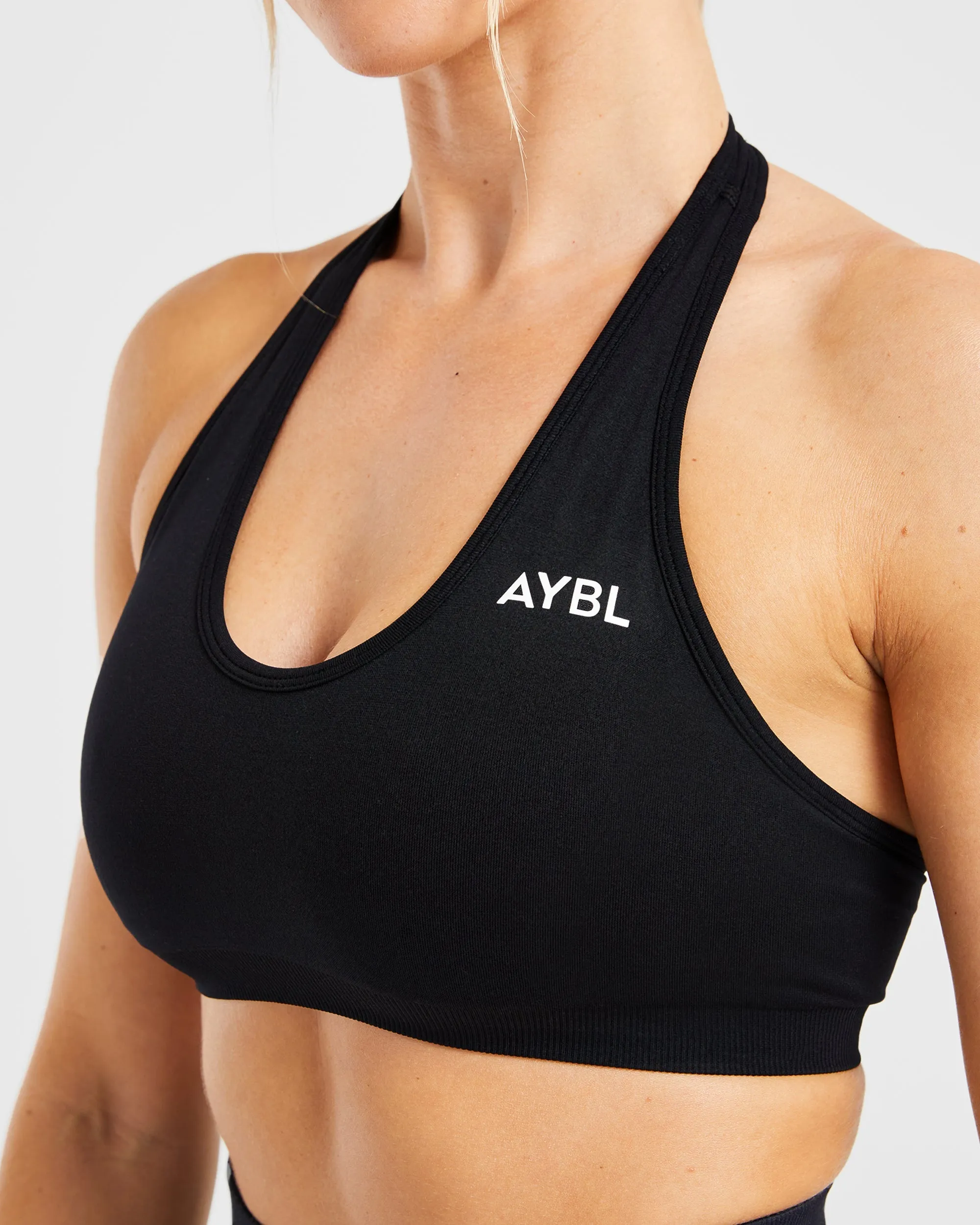 Essential Seamless Halterneck Sports Bra - Black