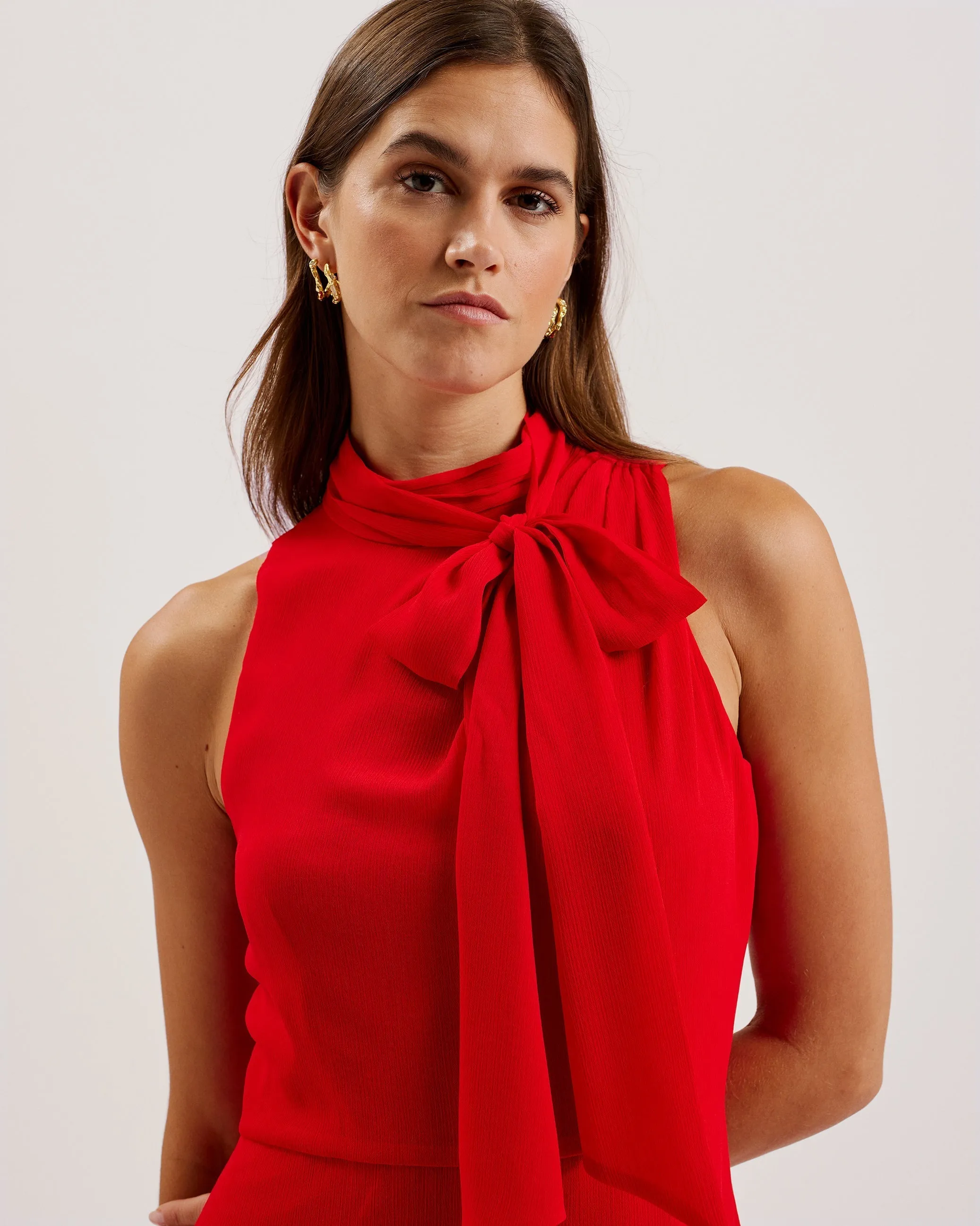 Rowaa Sleeveless Scarf Detail Midi Dress Red