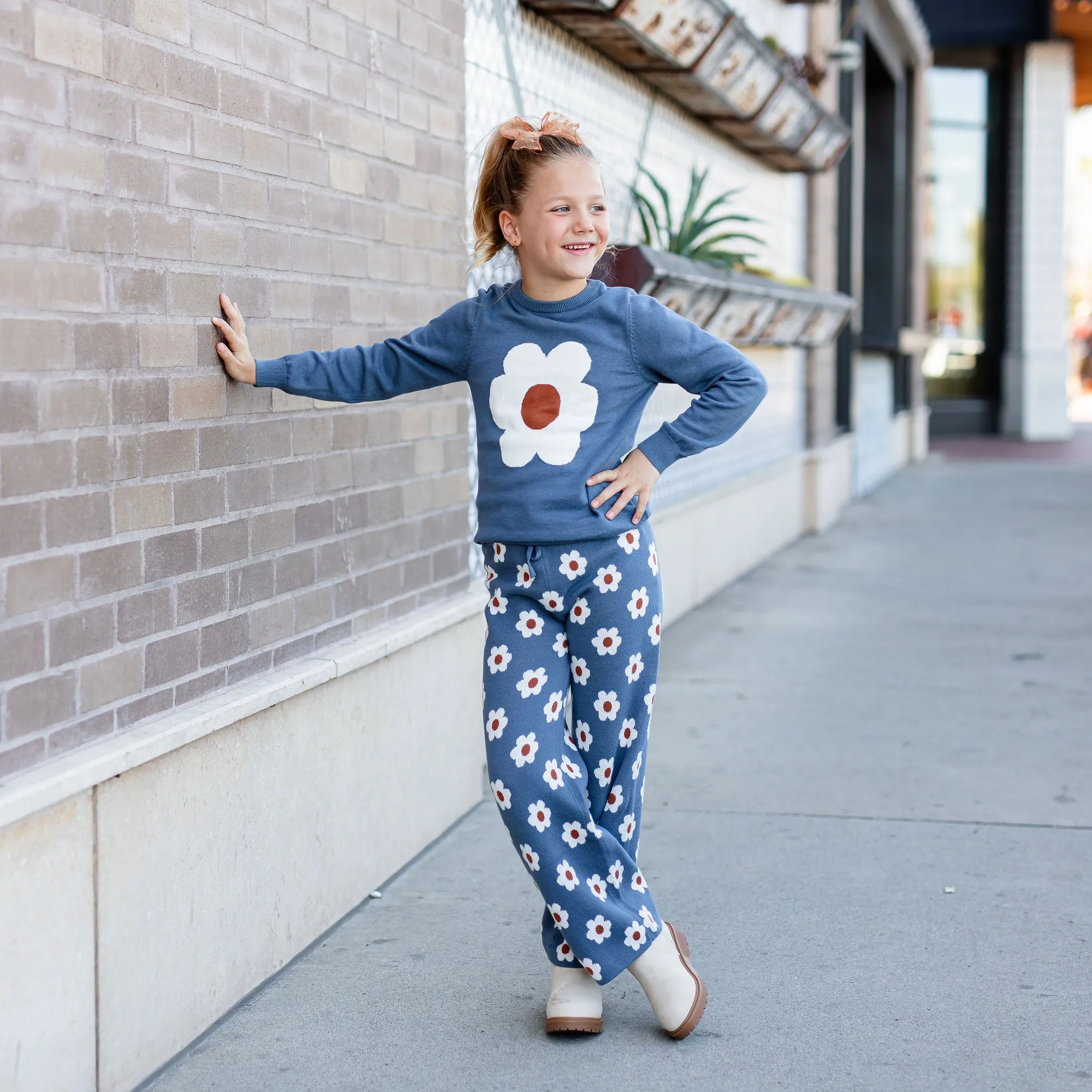 Sweater Pants - Denim Flowers